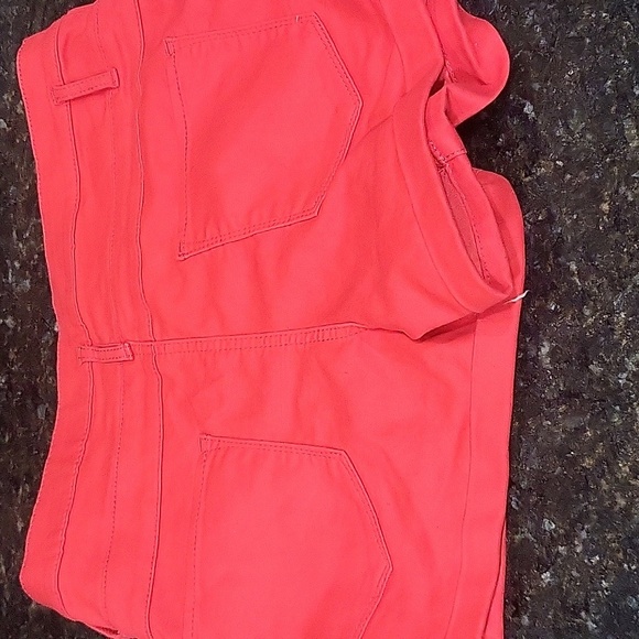 Women's Shorts Red NoBo shorts, multi button/zipper rear pocket shorts size 15 - Picture 3 of 5